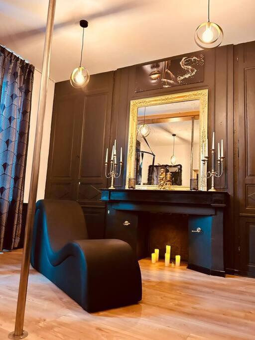 Love Room « L'Etreinte Doree » Illiers-Combray Екстер'єр фото
