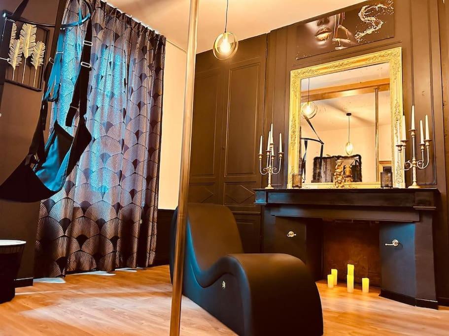 Love Room « L'Etreinte Doree » Illiers-Combray Екстер'єр фото