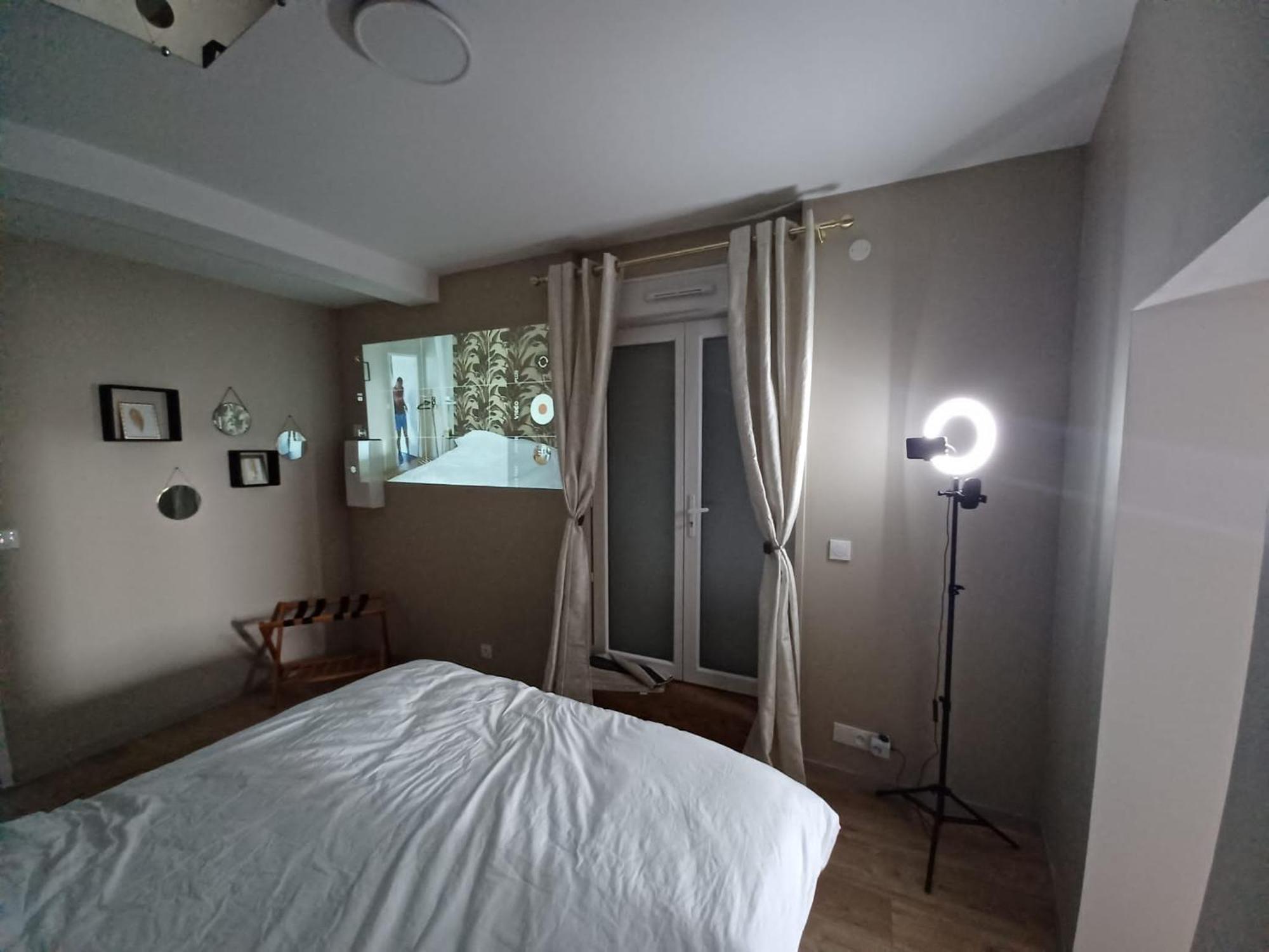Love Room « L'Etreinte Doree » Illiers-Combray Екстер'єр фото