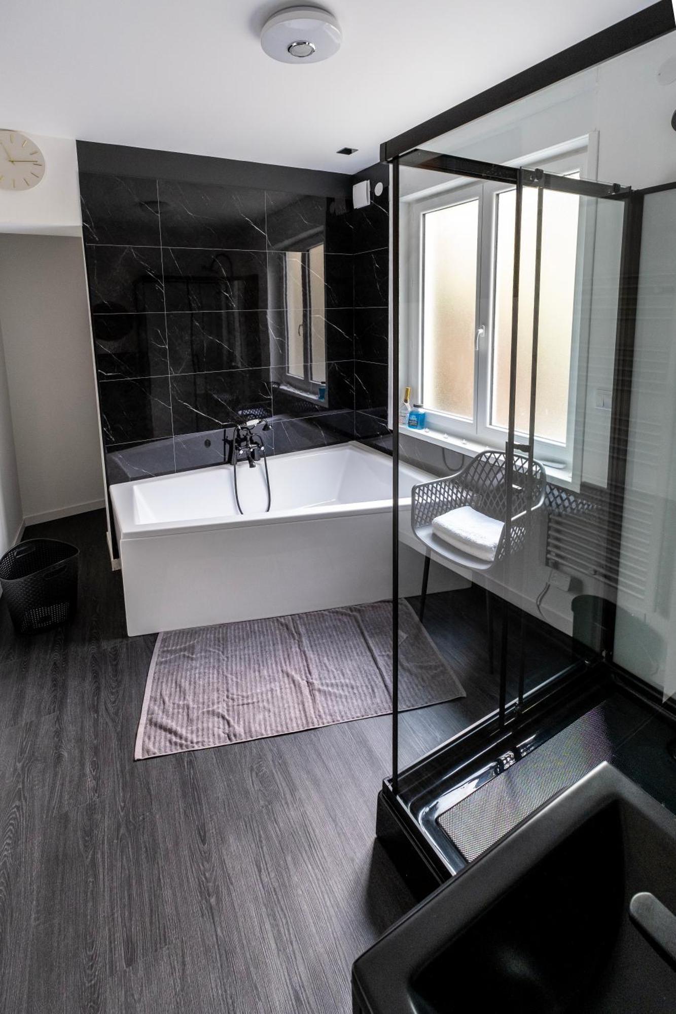 Love Room « L'Etreinte Doree » Illiers-Combray Екстер'єр фото